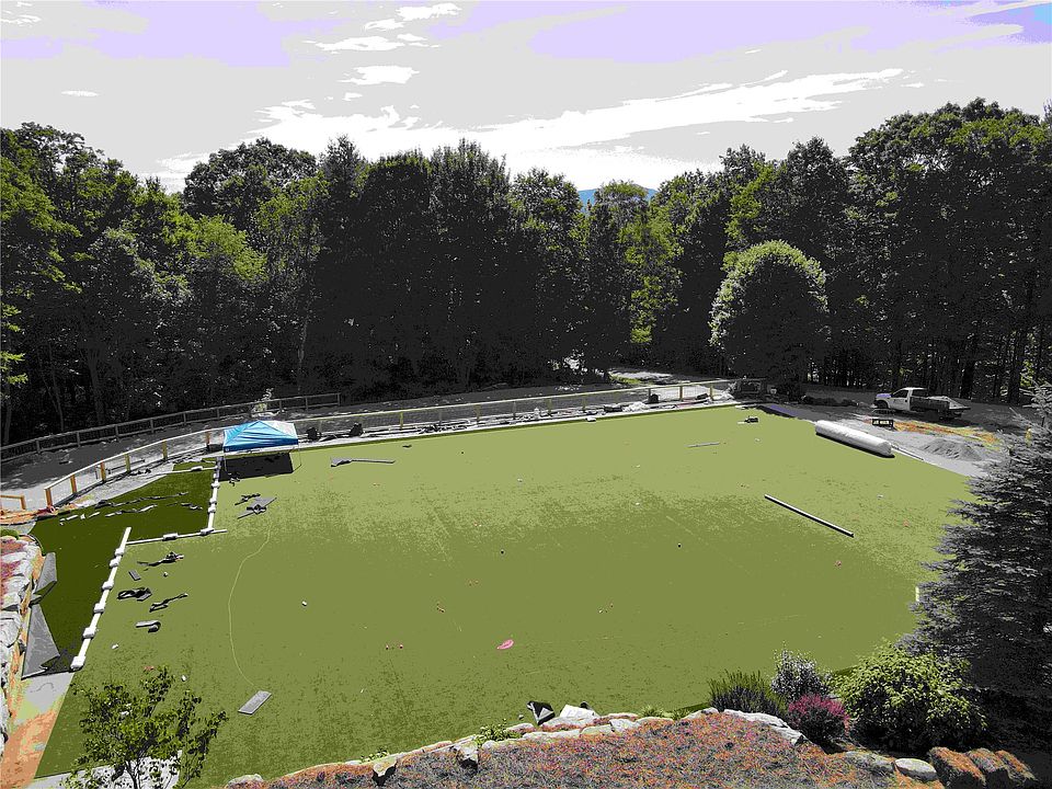 1st image of 10 Trellis Lane