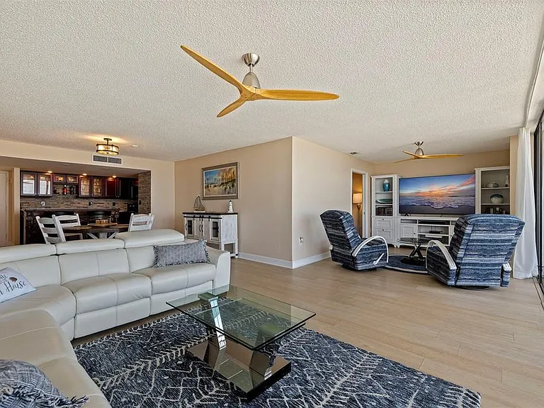 7650 Bayshore Dr #1005 — Photo 17