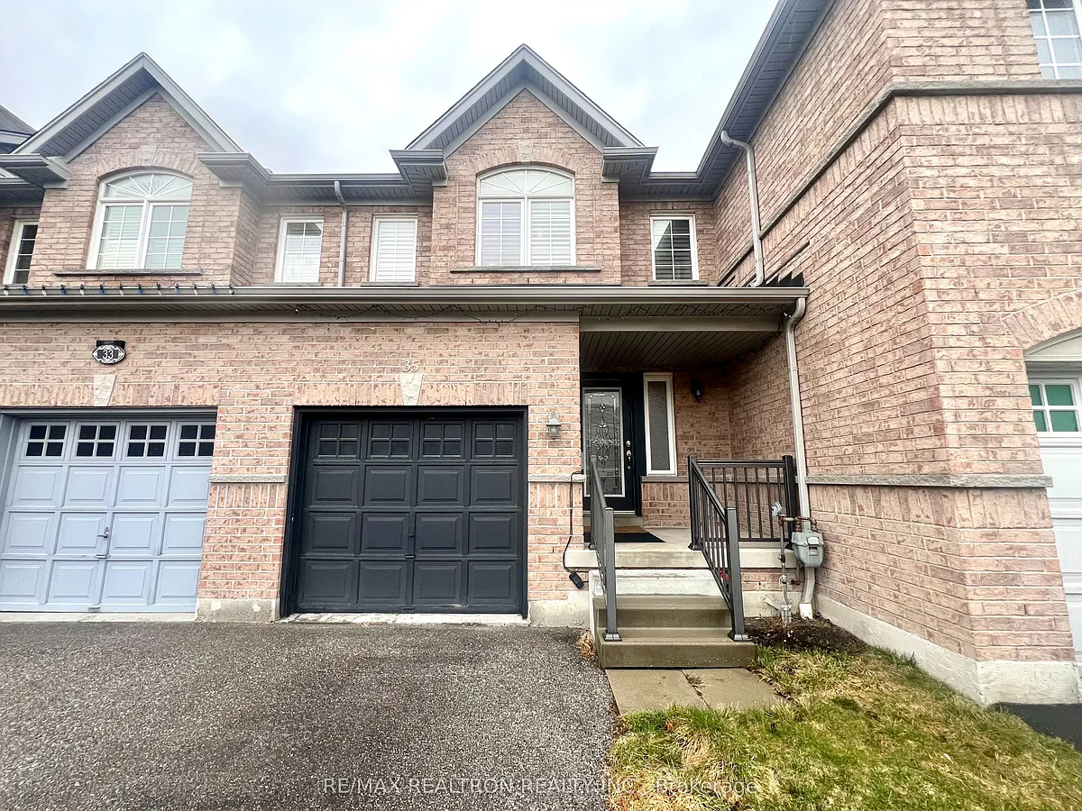 Building Photo - 35 Enderly St