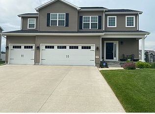 1147 Partridge Ln, Waterloo, IA 50701