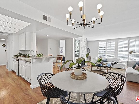 3rd image of 17711 Margate St APT 114