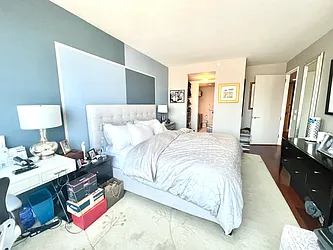 Rented by Addison Property Group