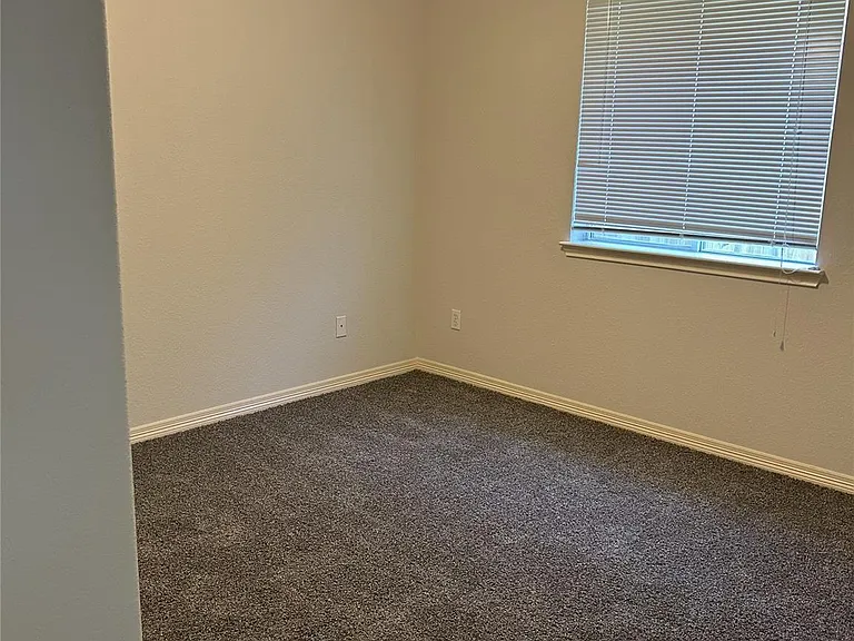 1006 Magnolia Dale Dr — Photo 4