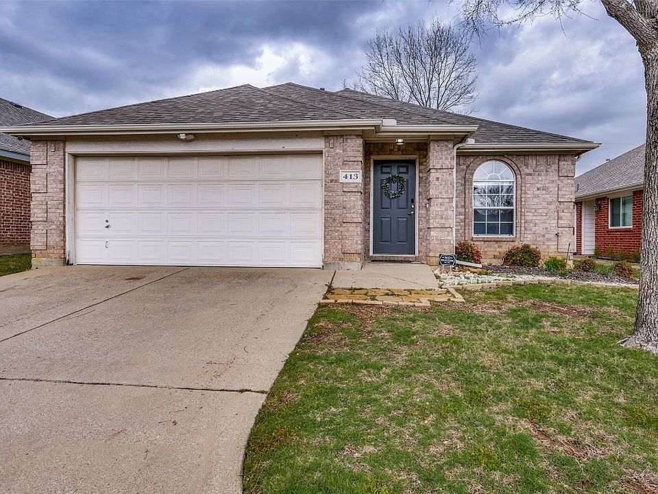 1st image of 413 Horse Shoe Dr