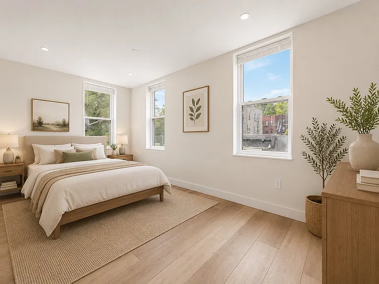 910 E 226th St #1 — Photo 3