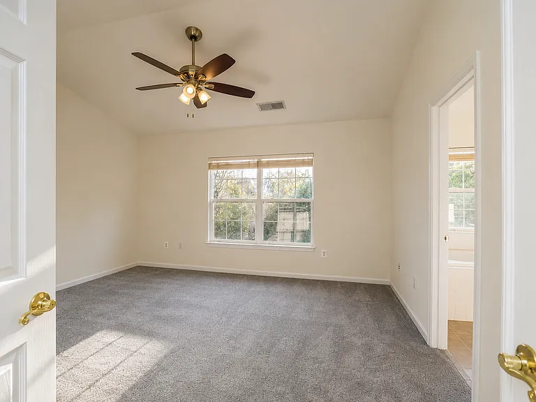21755 Flora Springs Ter — Photo 10