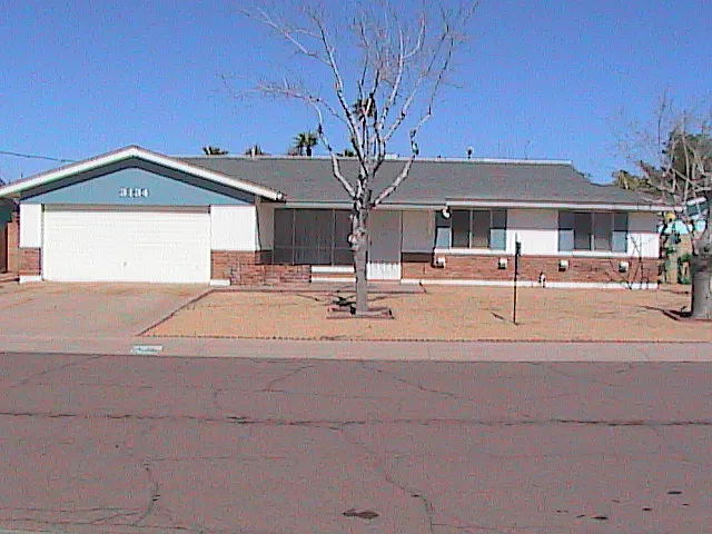 3 bed, 1786 sqft, $2,300 — Photo 1