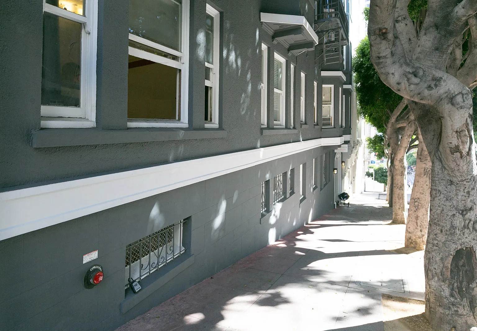634 Powell — Photo 2
