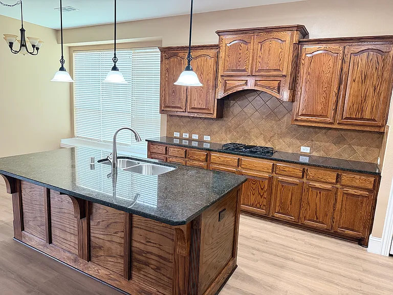 509 S Hampton Ct — Photo 10