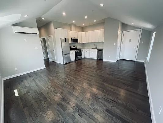 1st image of 5675 136th St #8A