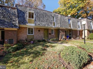 19122 Stedwick Dr, Gaithersburg, MD 20886