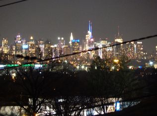 679 Valley Rd, Clifton, NJ 07013