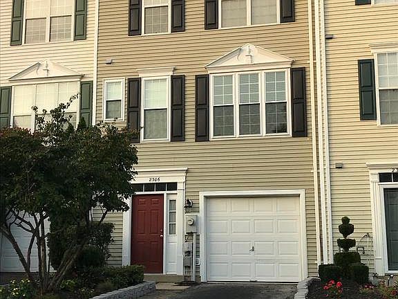 2nd image of 2306 Montauk Dr