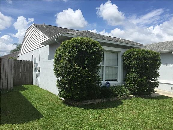 2nd image of 2735 Woodruff Dr