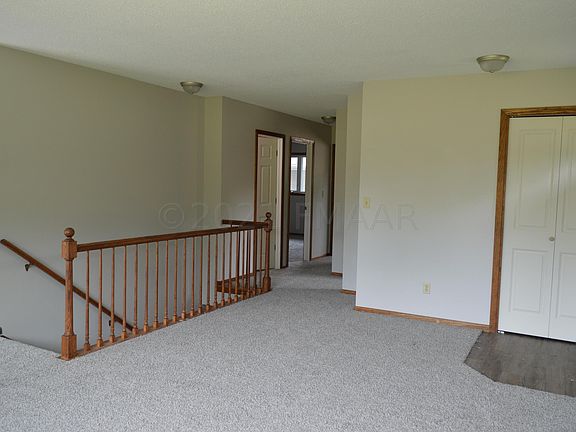 4th image of 2326 Country Club Pkwy