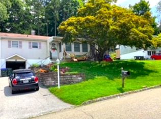 17 Duelk Ave, Monroe, NY 10950