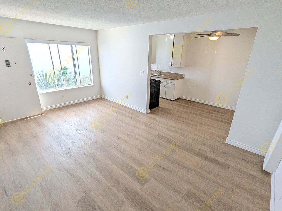 1st image of 3628 Keystone Ave #8