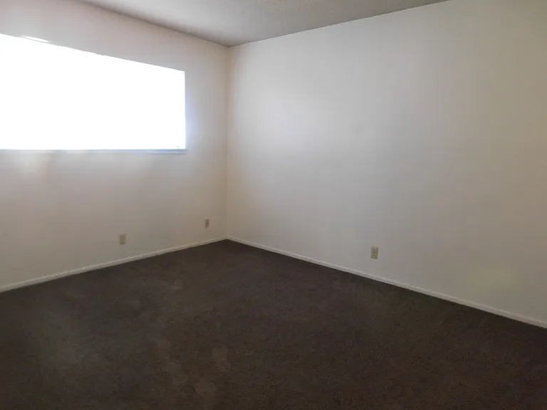 228 S Gemstone St — Photo 7