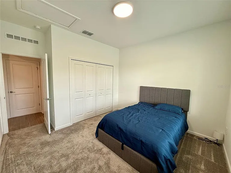 2970 Armstrong Ave — Photo 13