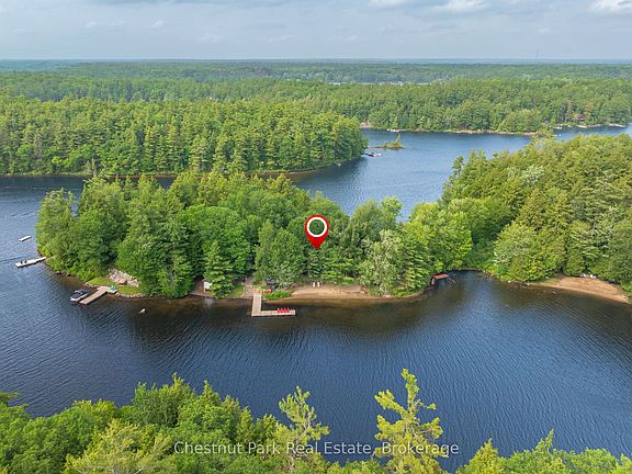 4th image of 1071 Strachan Point Rd