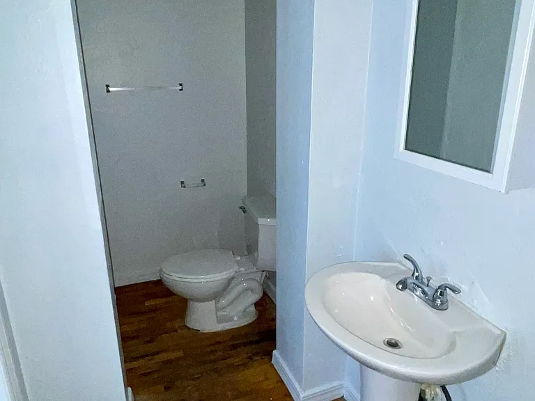1226 W Roosevelt St — Photo 21