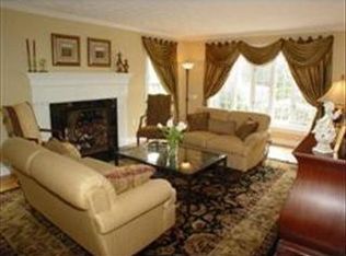5 Stone Post Rd, Andover, MA 01810