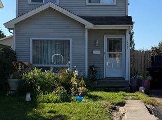 2008 53rd St NW, Edmonton, AB T6L5G4