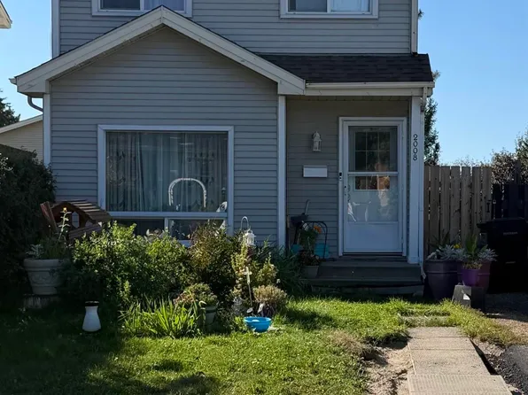 2008 53rd St NW, Edmonton, AB T6L 5G4