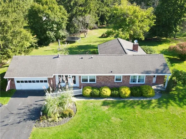 170 Hillview Dr, Big Flats, NY 14814