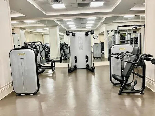 502 Park Avenue image 8 of 12