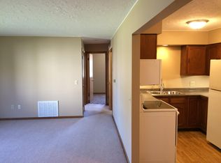 401 Plymouth St NE APT 7, Le Mars, IA 51031