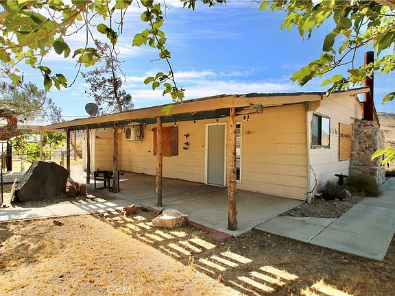 2nd image of 55190 Pipes Canyon Rd