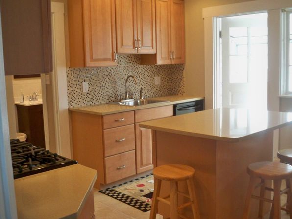51 1st St #2
