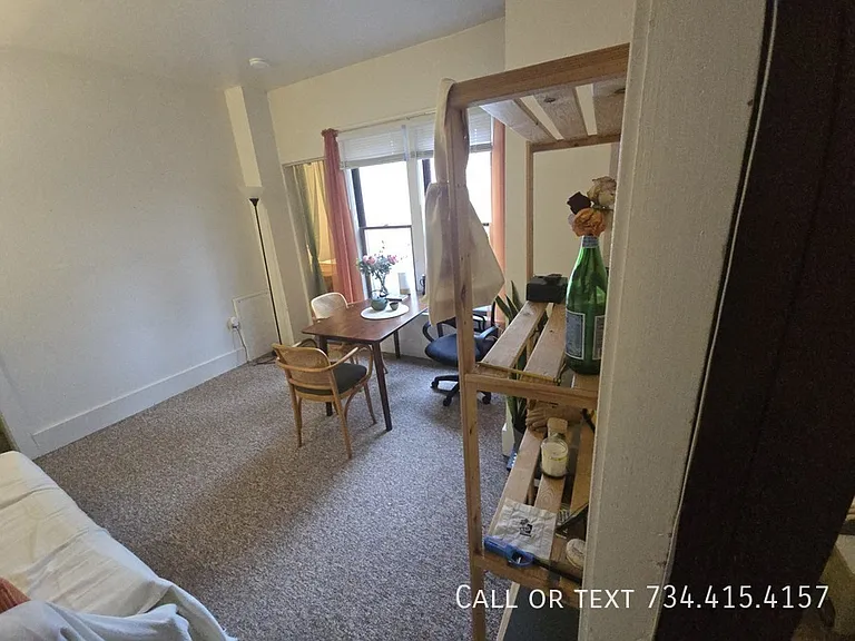 906 Packard St #3 — Photo 7