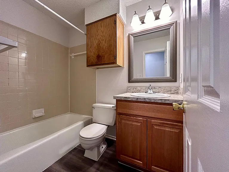 9212 Kempler Dr — Photo 12