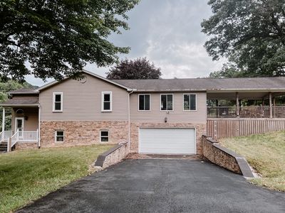 900 Maple Fork Rd, Mount Hope, WV, 25880