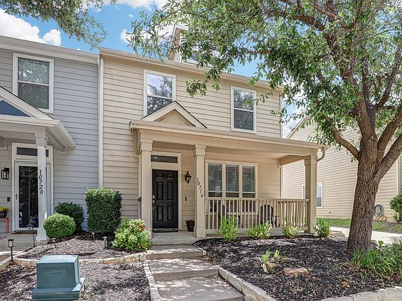 4th image of 10716 Traymore Dr