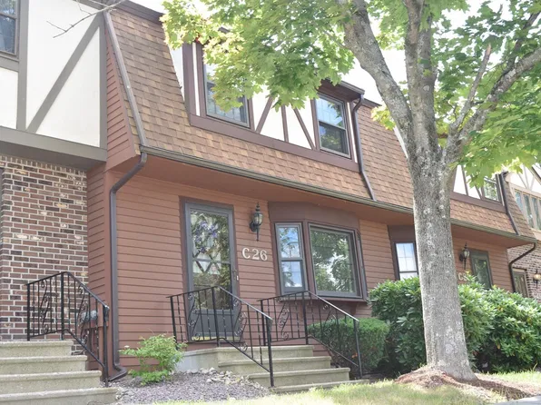 C26 Scotty Hollow Dr #C26, North Chelmsford, MA 01863