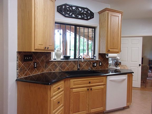 5th image of 110 Oak Mountain Cir
