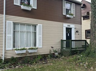 1948 Revere Rd, Cleveland Heights, OH 44118