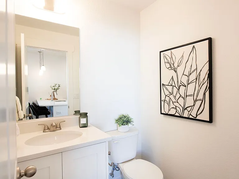 1506 Tyram Grv #101 — Photo 11