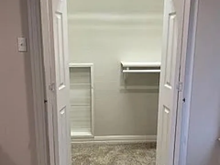 5902 Revere Pl — Photo 17