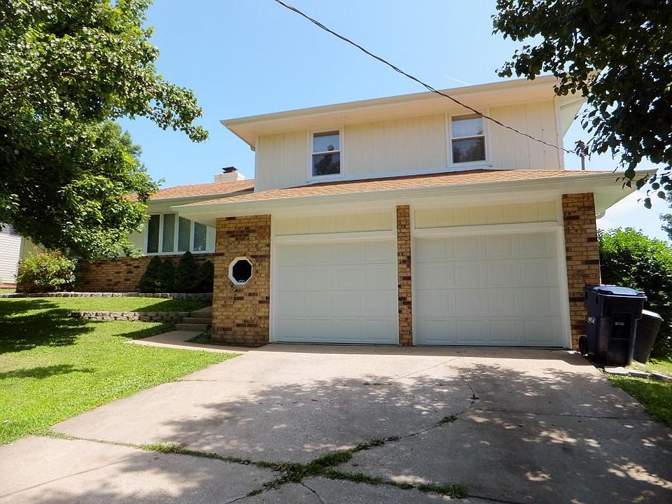 1st image of 1937 E Stoneridge Dr