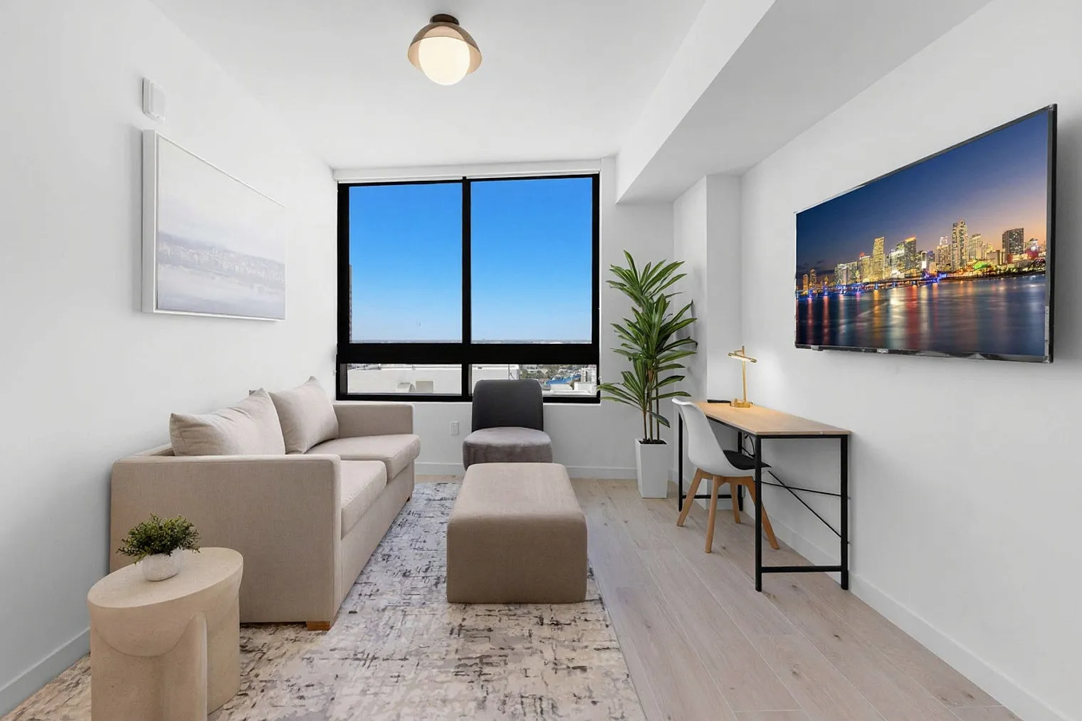 2 bed, 2.0 bath, 871 sqft, $4,884 — Photo 1