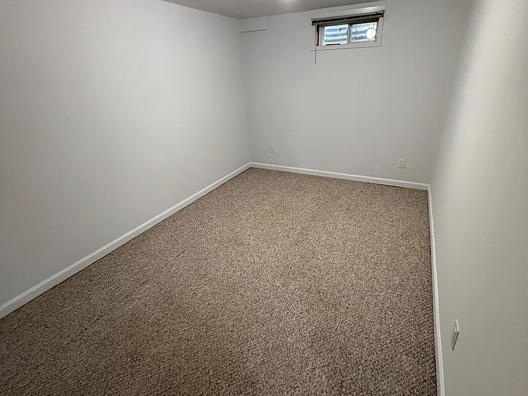74 Prouse Dr #BASEMENT — Photo 8