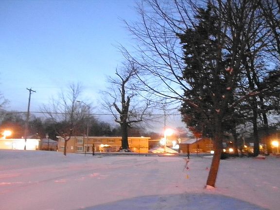 5th image of 7607 Warwick Dr