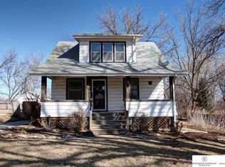 5030 Pratt St, Omaha, NE 68104