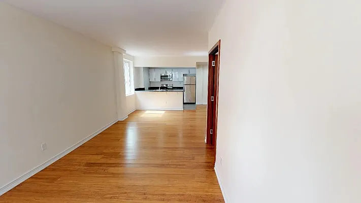 Rented by Metro Garden Realty NYC | media 40