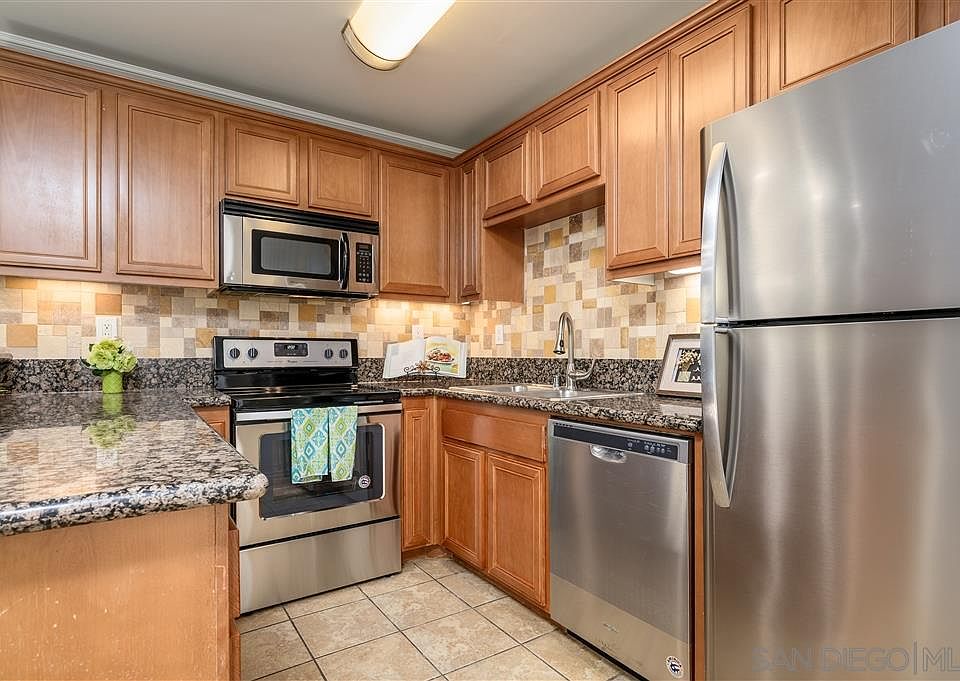 1st image of 800 N Mollison Ave Unit 59