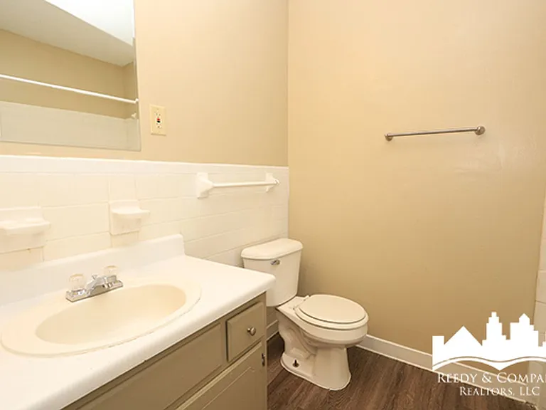 5104 Corkwood Dr — Photo 11